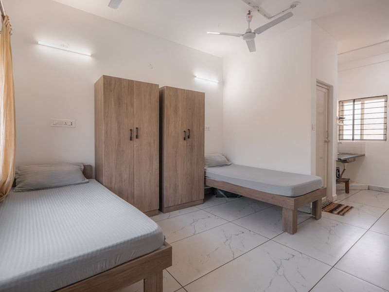 Standard Suite — Double Occupancy — photo 1