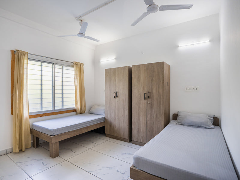 Standard Suite — Double Occupancy — photo 2